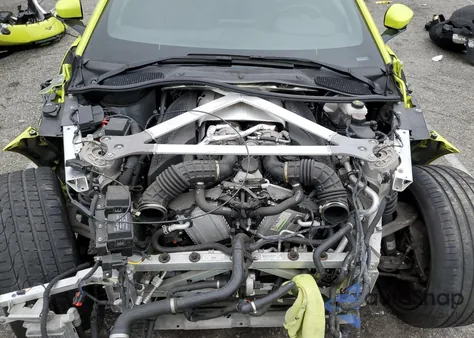 2020 Aston Martin Vantage z USA, uszkodzony, nr VIN SCFSMGAW7LGN04633